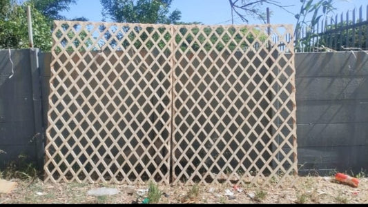 Wooden Lattice Panel (Diamond)