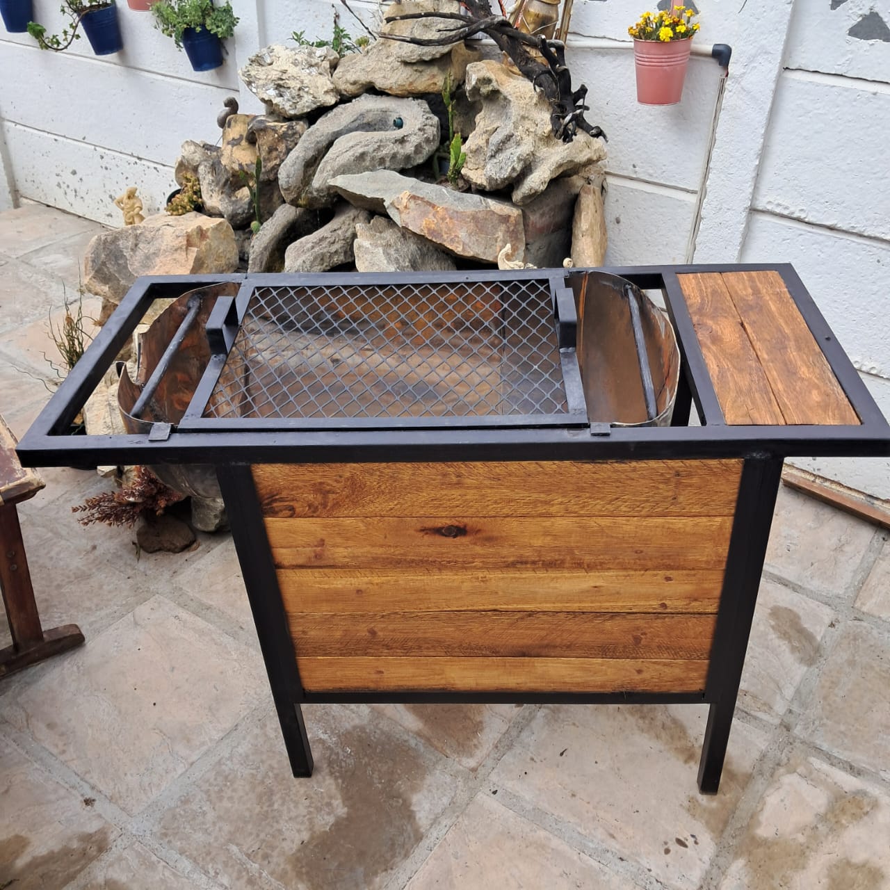 Portable Braai (Steel & Wood)